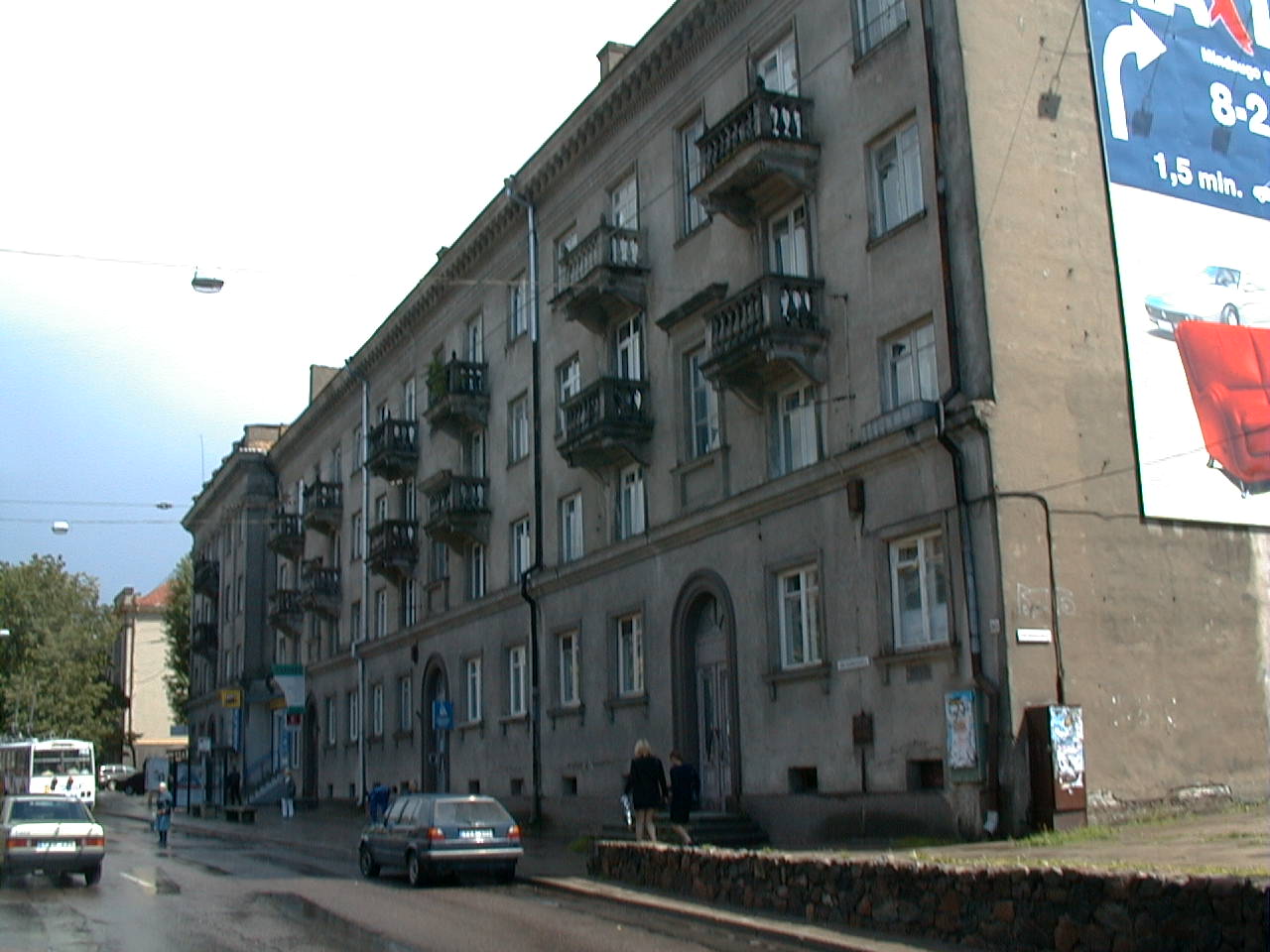 J. Basanavičiaus g. 30, Vilnius