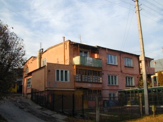 Stepono Batoro g. 42, Vilniaus m.