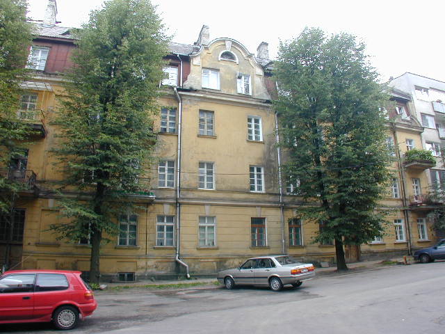 A. Vivulskio g. 4, Vilnius