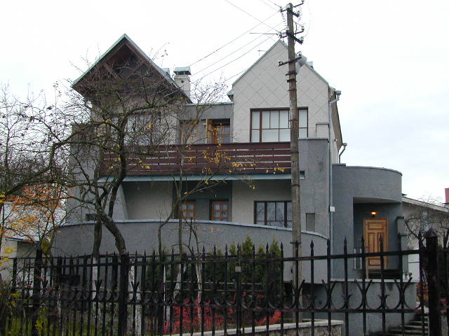 Apynių g. 11, Vilnius