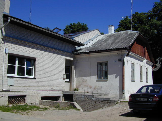 Baltasis skg. 13, Vilnius