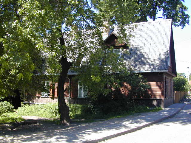 Baltasis skg. 4, Vilnius