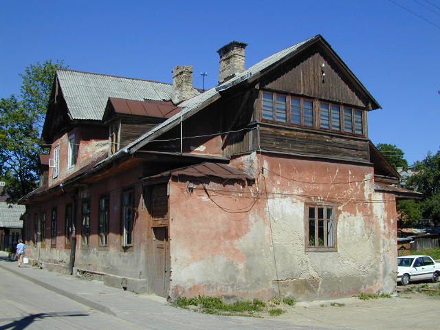 Baltasis skg. 9, Vilnius