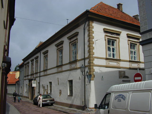 Bernardinų g. 6, Vilnius