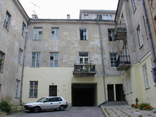Bokšto g. 8, Vilnius