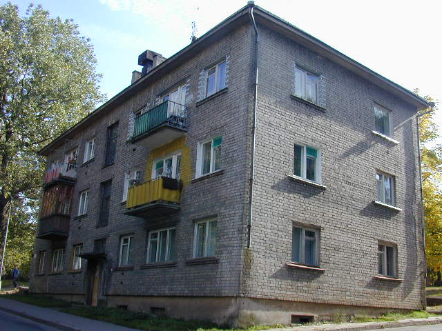 Brolių g. 8, Vilnius