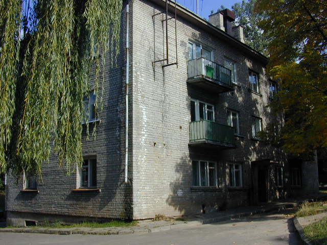Brolių g. 8, Vilnius