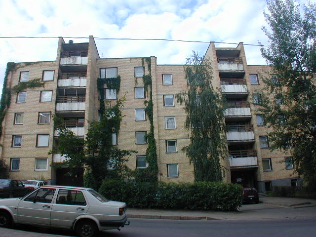 Debesijos g. 3, Vilnius