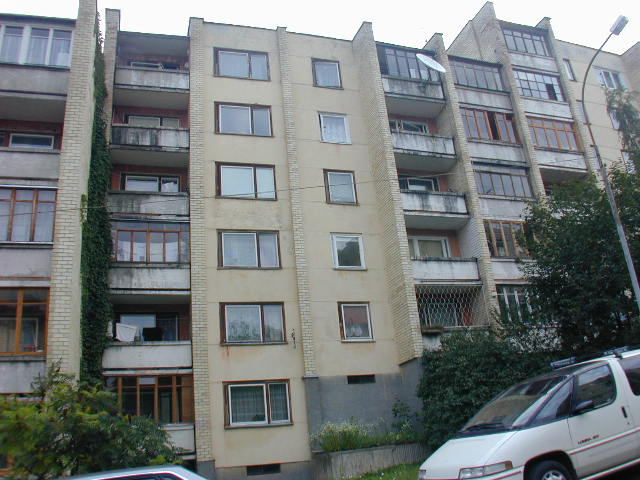 Debesijos g. 8, Vilnius