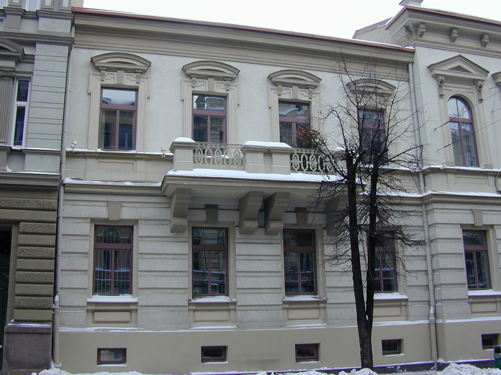 Gedimino pr. 17, Vilnius