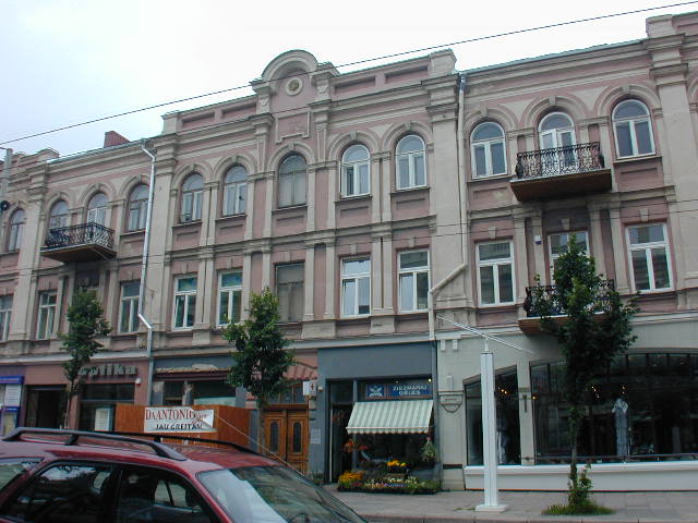 Gedimino pr. 3, Vilnius