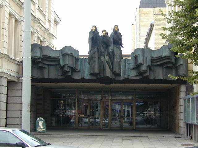 Gedimino pr. 4, Vilnius