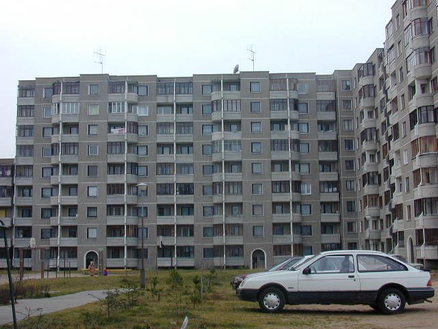 Įsruties g. 20, Vilnius