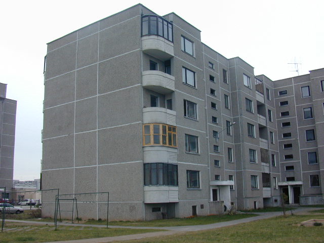 Įsruties g. 24, Vilnius
