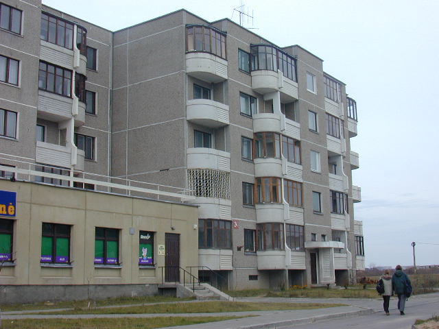 Įsruties g. 24, Vilnius