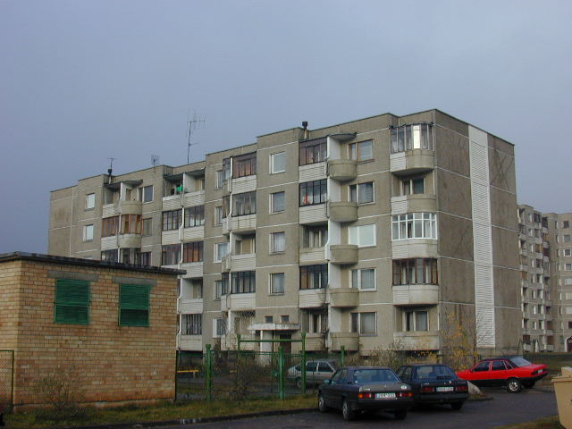 Įsruties g. 8, Vilnius