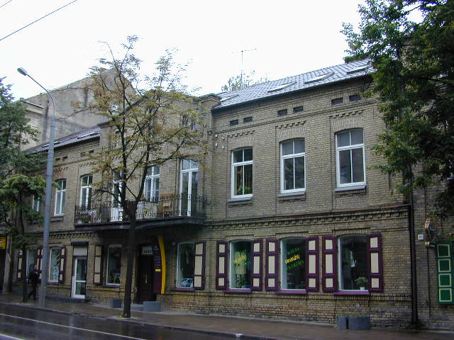 J. Jasinskio g. 8, Vilnius