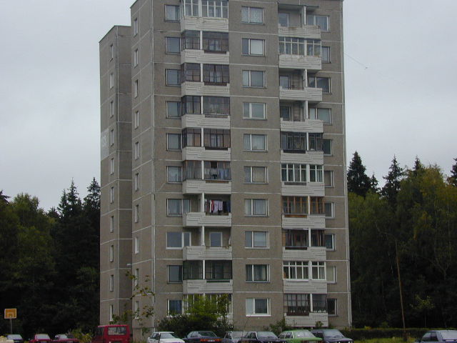 L. Giros g. 123, Vilnius