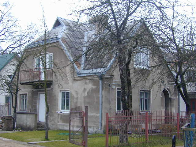 Lenktoji g. 12, Vilnius