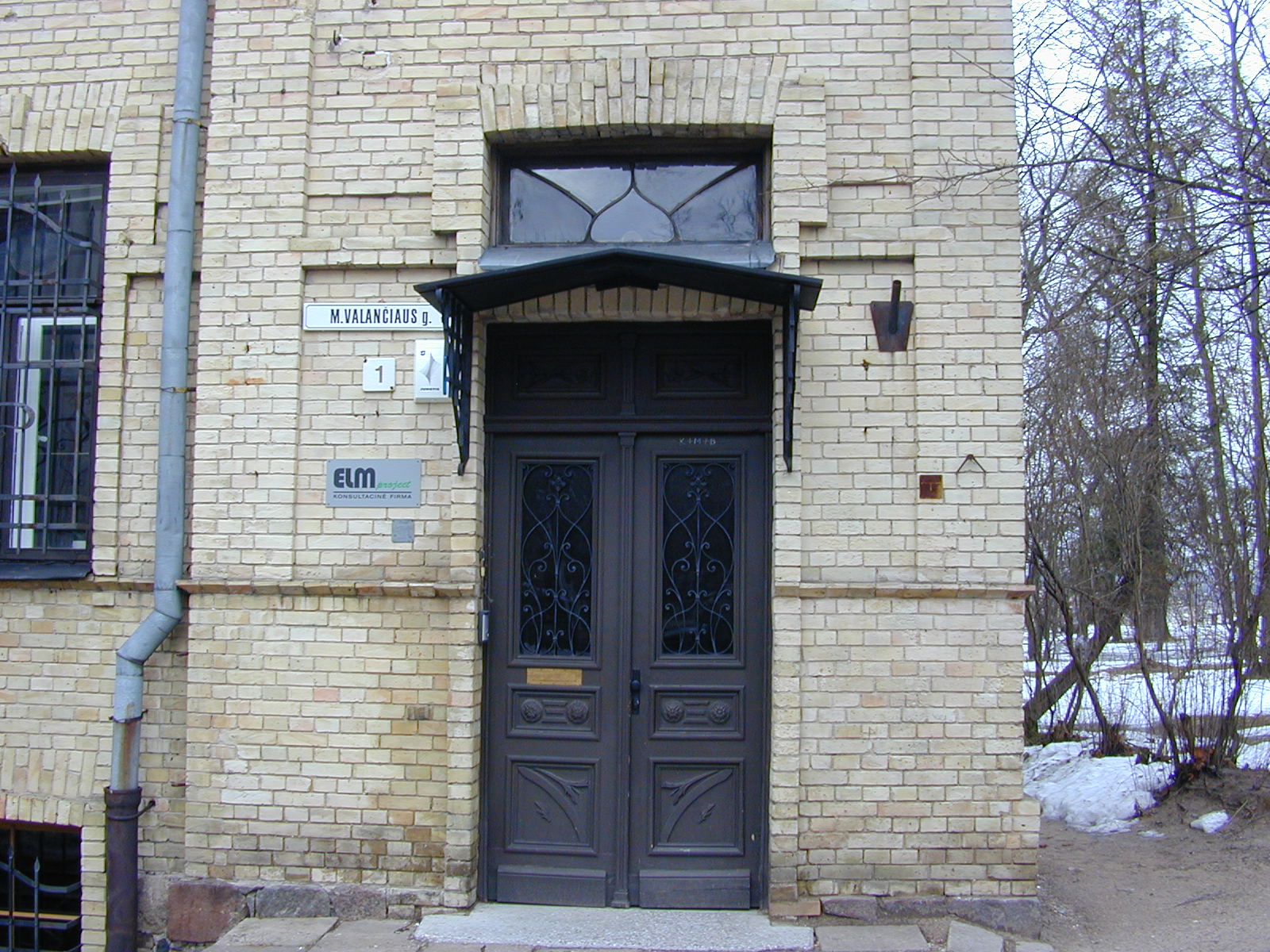 M. Valančiaus g. 1, Vilnius