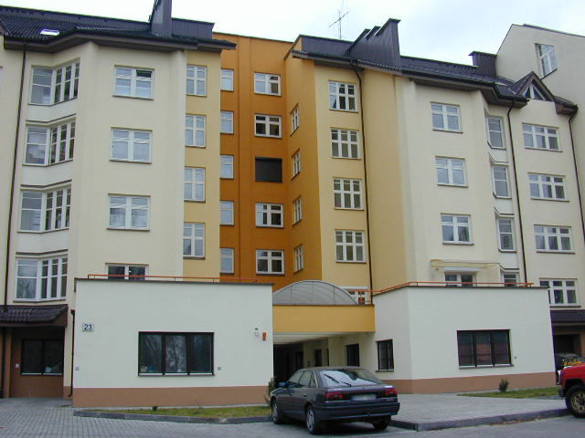 Molėtų pl. 23, Vilnius