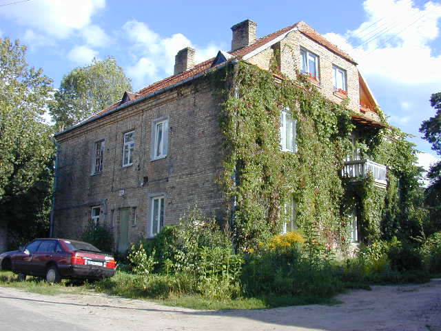 Naujakurių g. 15, Vilnius