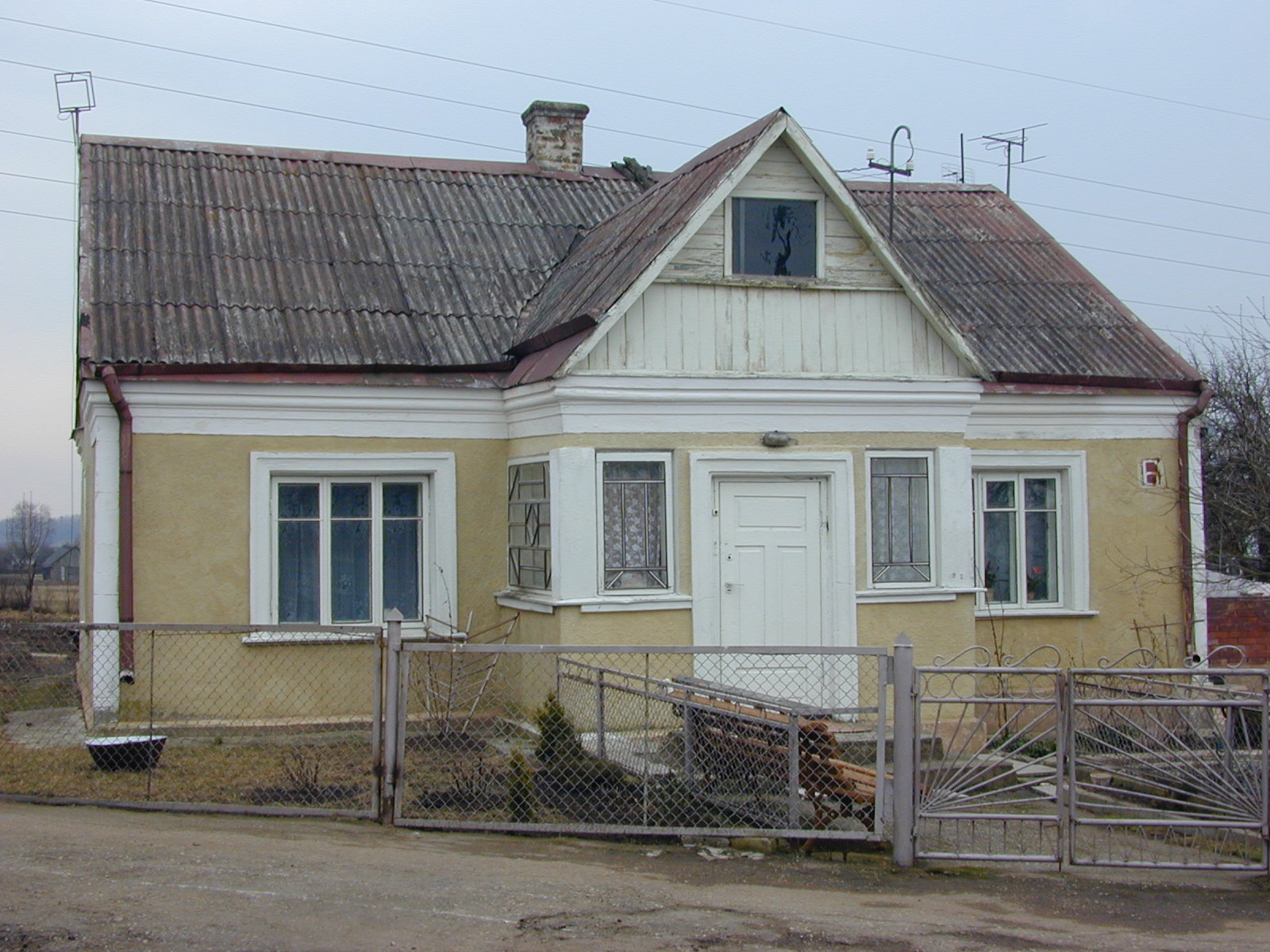 Naujasodžio g. 6, Vilnius