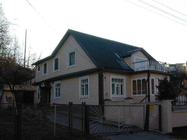 Peteliškių g. 32, Vilnius
