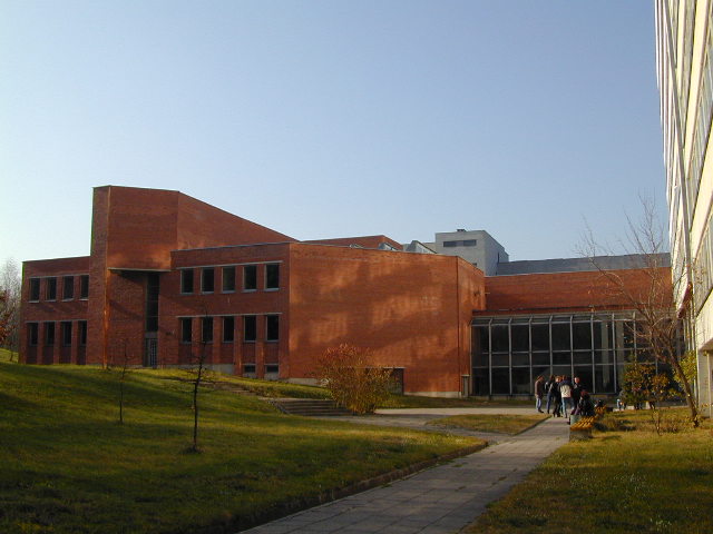 Saulėtekio al. 11, Vilnius