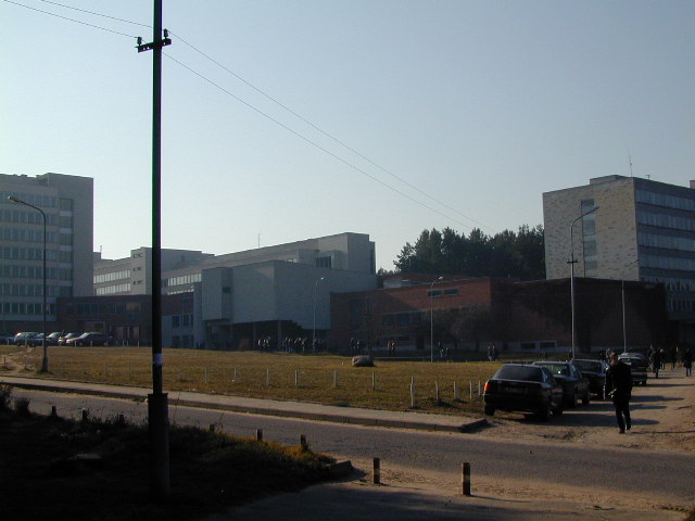 Saulėtekio al. 11, Vilnius