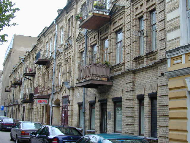 Šermukšnių g. 1, Vilnius