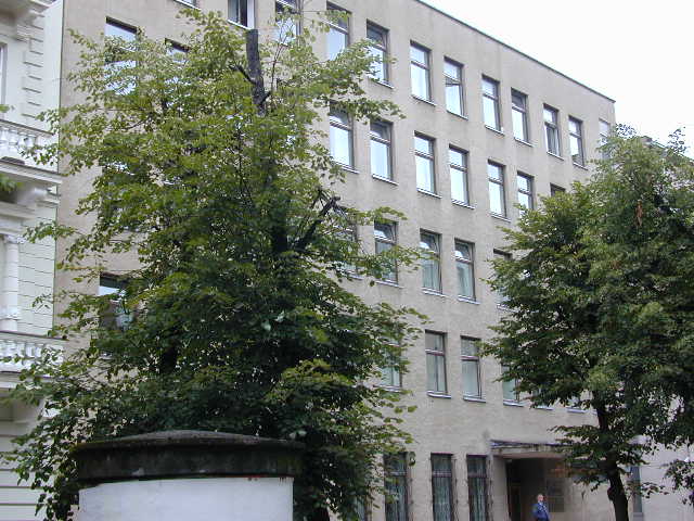 Šermukšnių g. 6, Vilnius