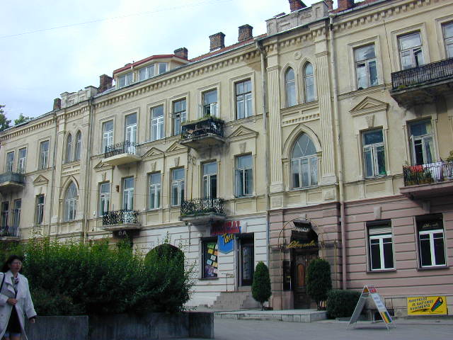 Šnipiškių g. 2, Vilnius