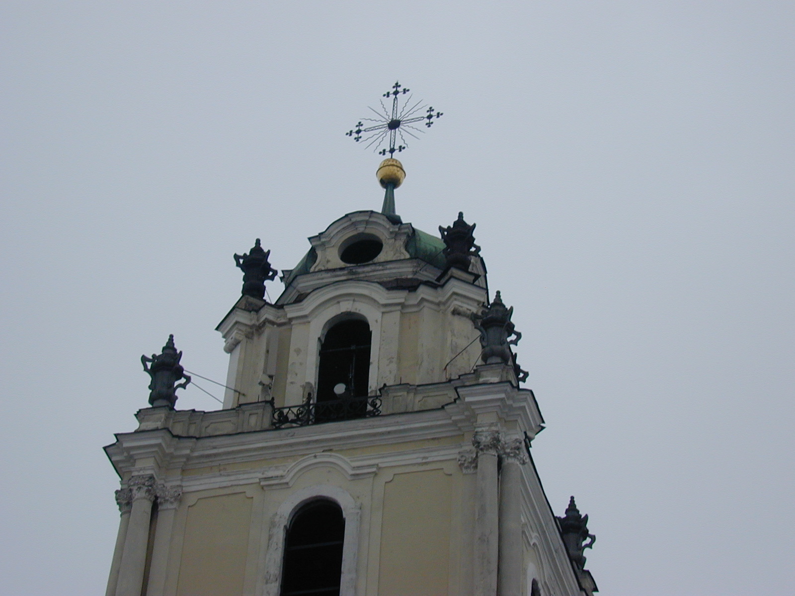 Šv. Jono g. 10, Vilnius