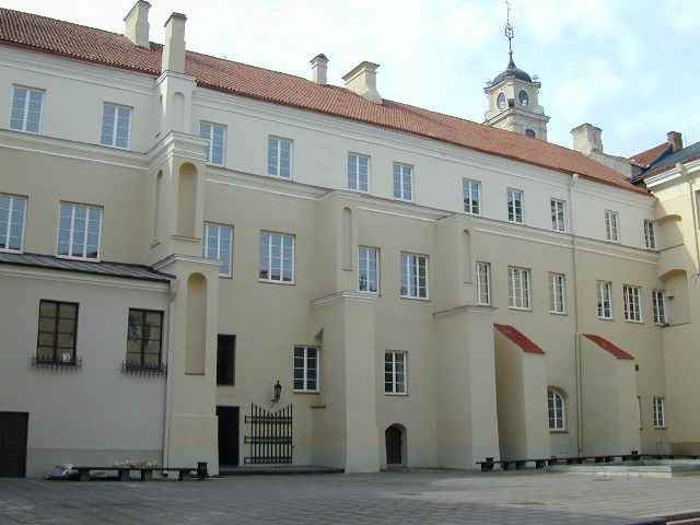 Šv. Jono g. 12, Vilnius