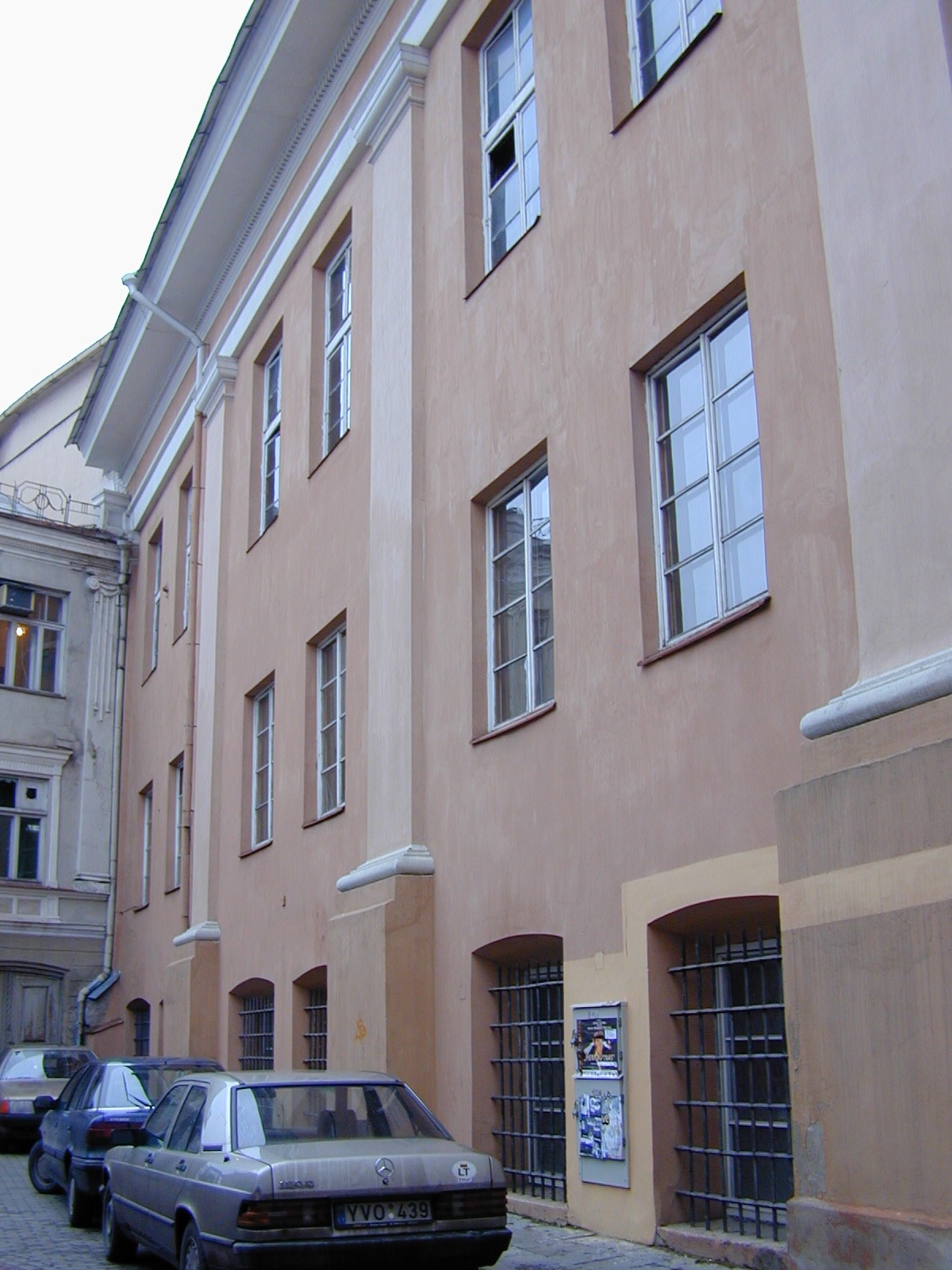 Šv. Jono g. 12, Vilnius