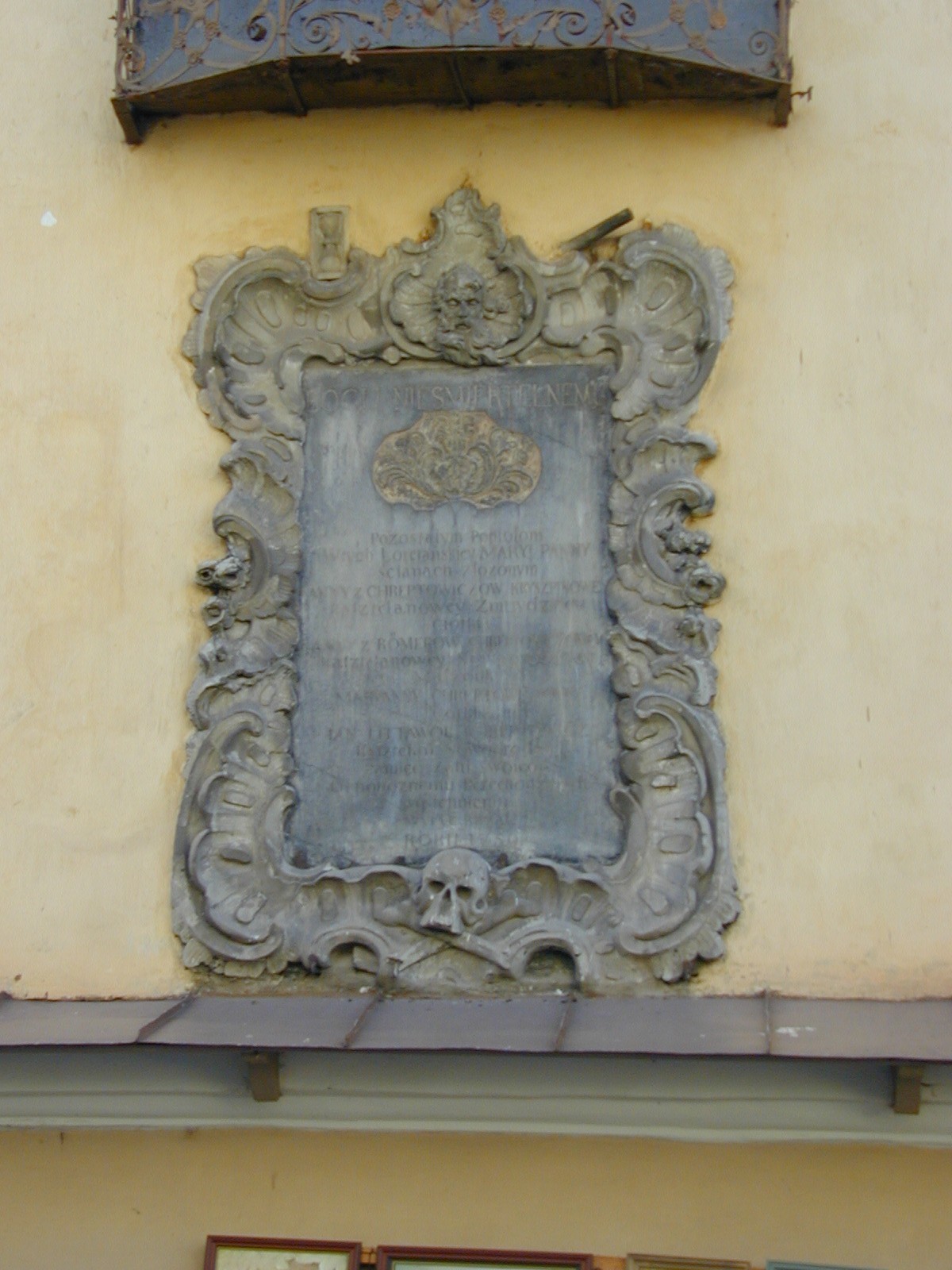 Šv. Jono g. 12, Vilnius