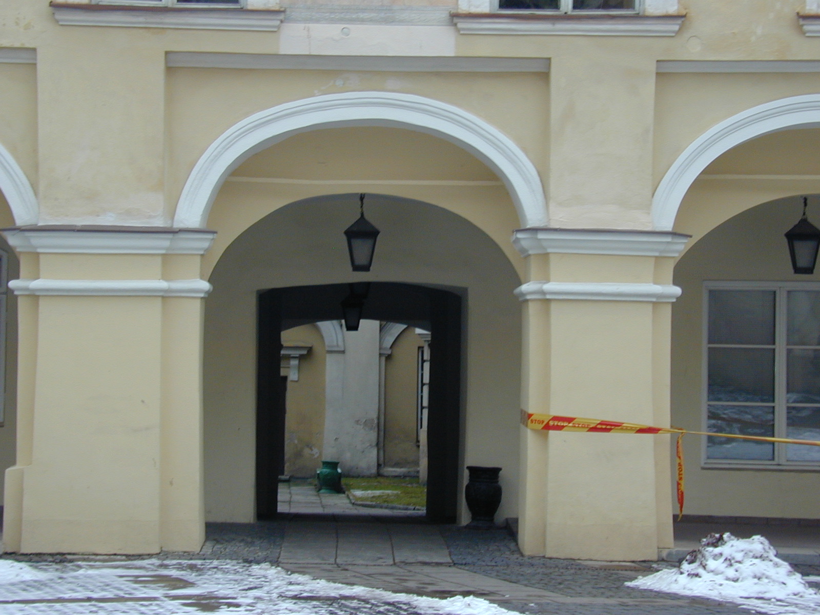 Šv. Jono g. 12, Vilnius