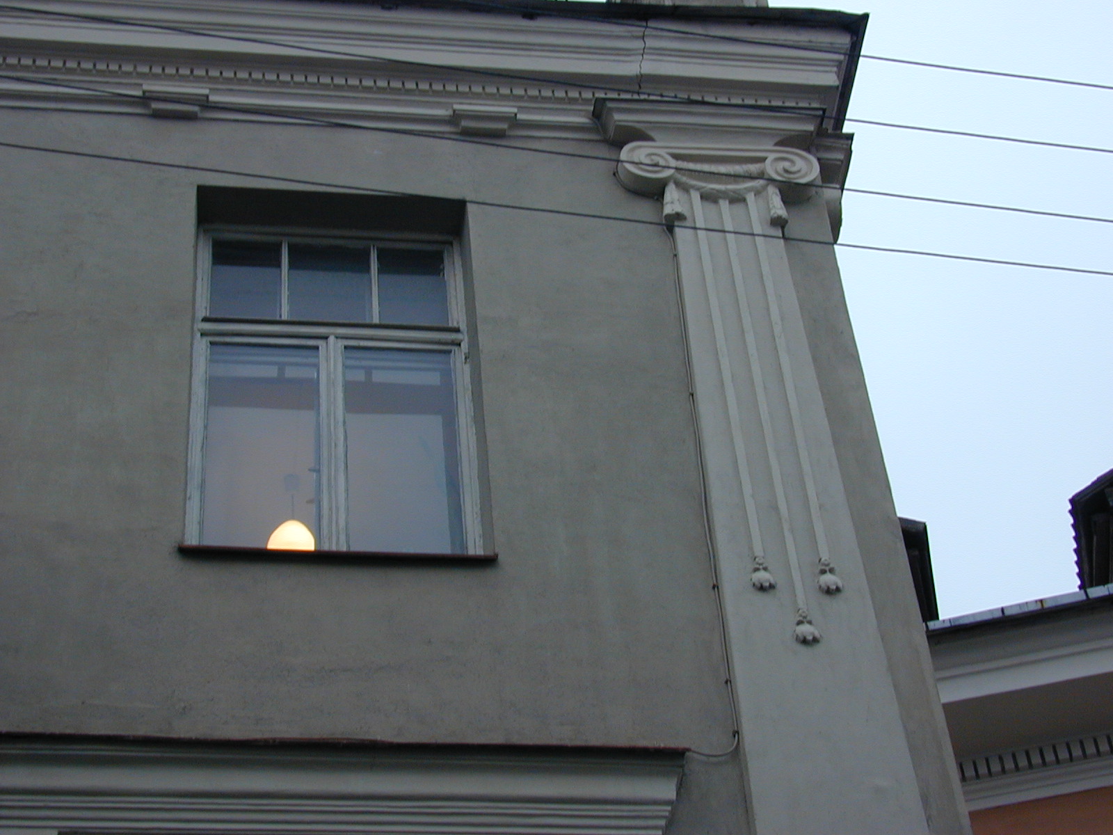 Šv. Jono g. 8, Vilnius