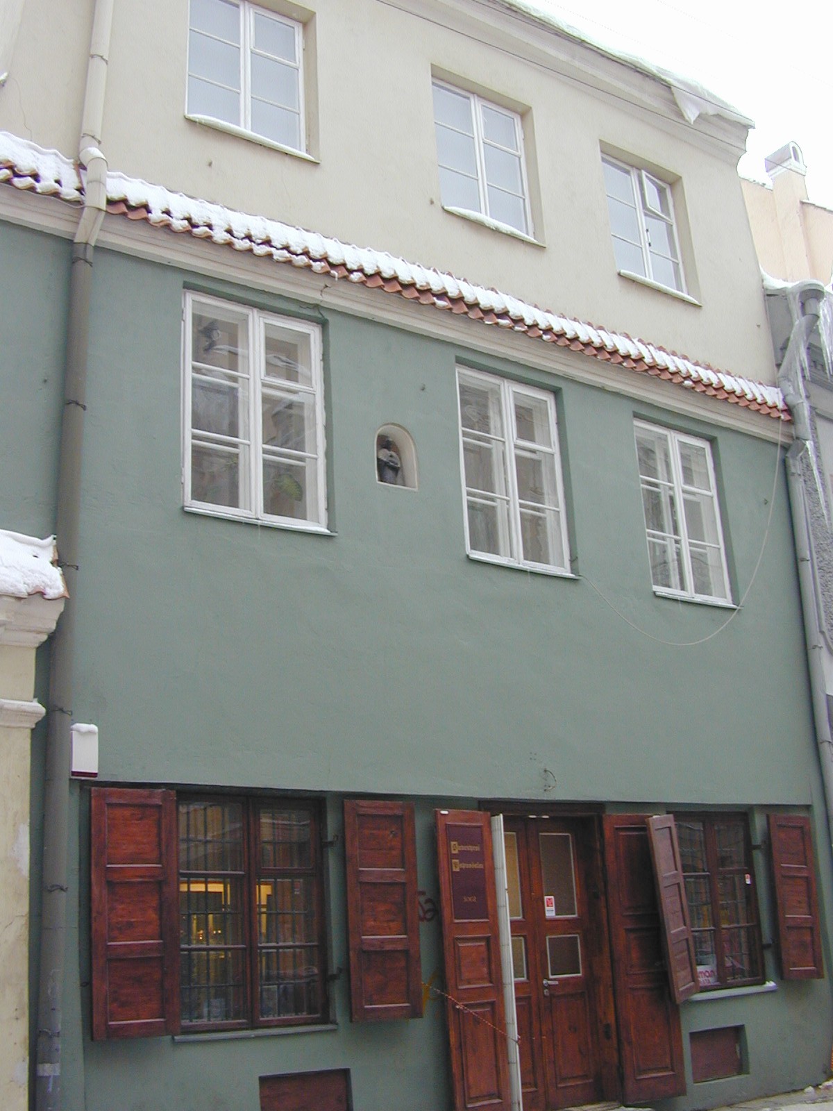 Šv. Jono g. 9, Vilnius