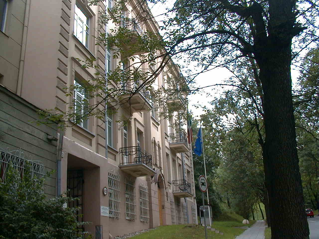 Tauro g. 12, Vilnius