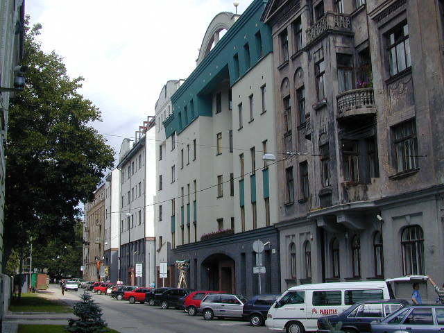Teatro g. 9, Vilnius