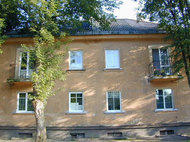 Treniotos g. 10, Vilnius