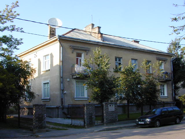 Treniotos g. 9, Vilnius