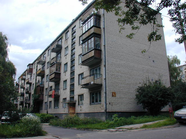 Tverečiaus g. 4, Vilnius