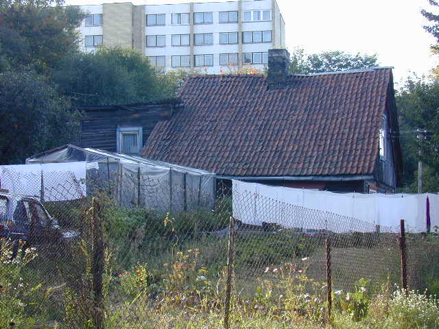 Vaivorykštės g. 11, Vilnius