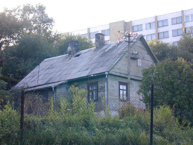 Vaivorykštės g. 9, Vilnius