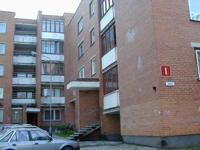 Varpų g. 1, Vilnius