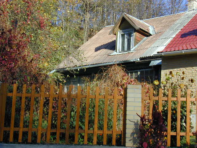 Vasaros g. 10, Vilnius