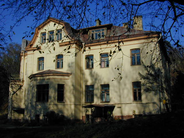 Vasaros g. 5, Vilnius